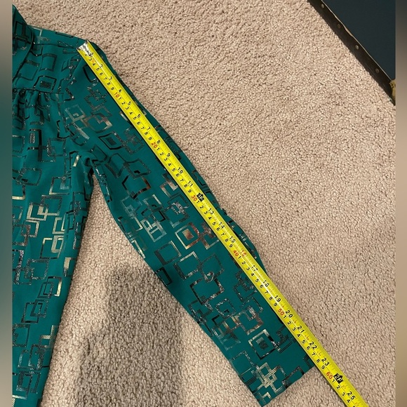 Women's NY COLLECTION Geometric Print button down long sleeve shirt - Picture 6 of 10